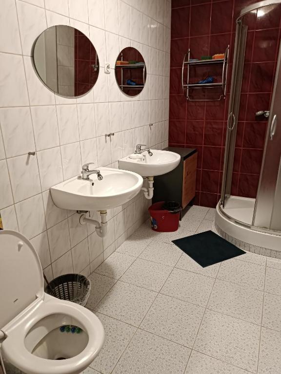 Hostel Sunrise Liwska 바르샤바 외부 사진